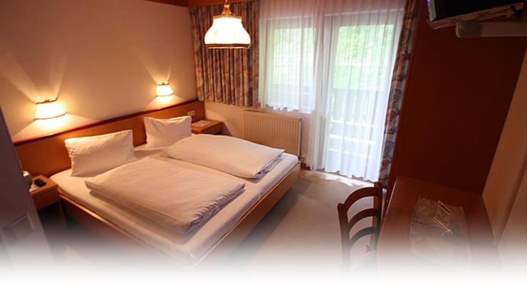 Talheimer Grias Di & Hoamat Since 1958 Inklusive Therme Tauern Spa & Jokercard Saalbach-Hinterglemm Room photo