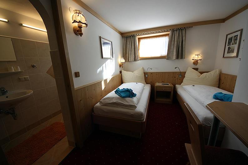 Talheimer Grias Di & Hoamat Since 1958 Inklusive Therme Tauern Spa & Jokercard Saalbach-Hinterglemm Room photo