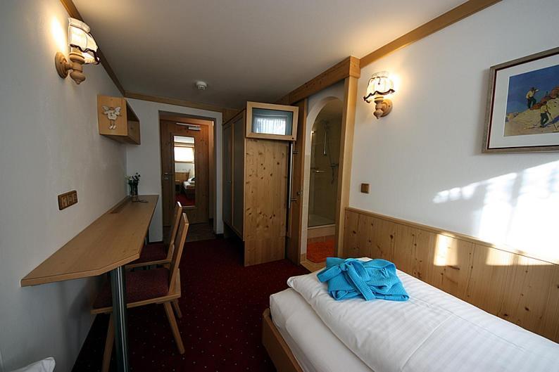 Talheimer Grias Di & Hoamat Since 1958 Inklusive Therme Tauern Spa & Jokercard Saalbach-Hinterglemm Room photo